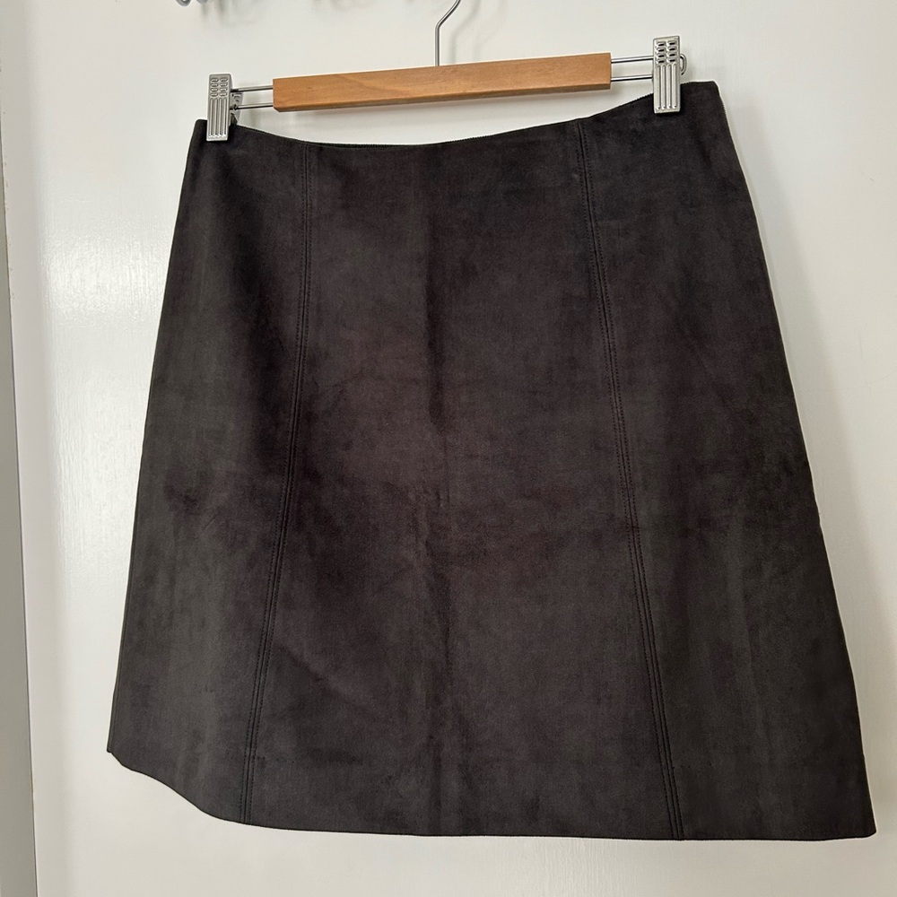 Classic grey suede Aritzia Women’s Skirt
